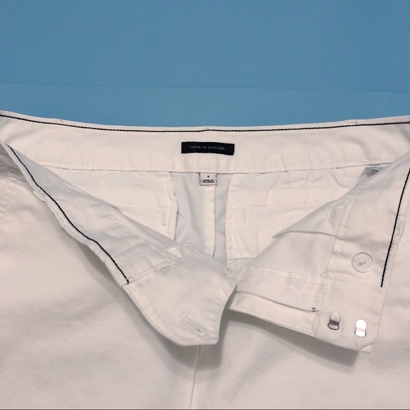 TOMMY HILFIGER | White Bermuda Shorts | Size 8 - Picture 7 of 16